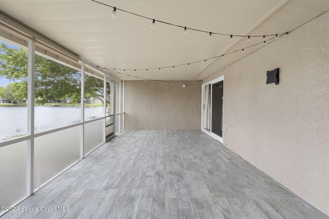 Building Photo - 1240 Ambra Dr