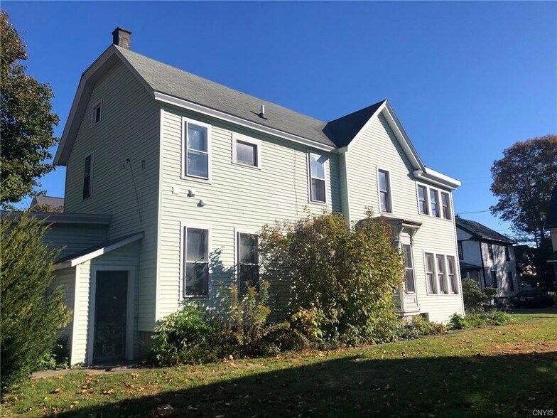 Building Photo - 18 Woodruff St