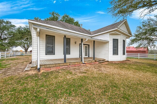 Building Photo - 1603 Blase Rd