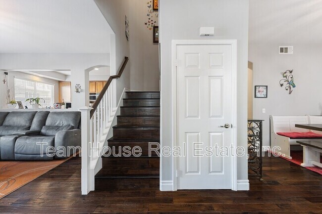 Building Photo - 23919 Brescia Dr