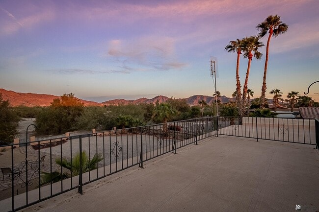 Building Photo - 12175 S Ironwood Dr