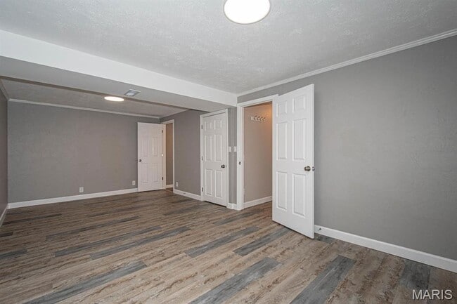 Building Photo - 1031 Thames Dr