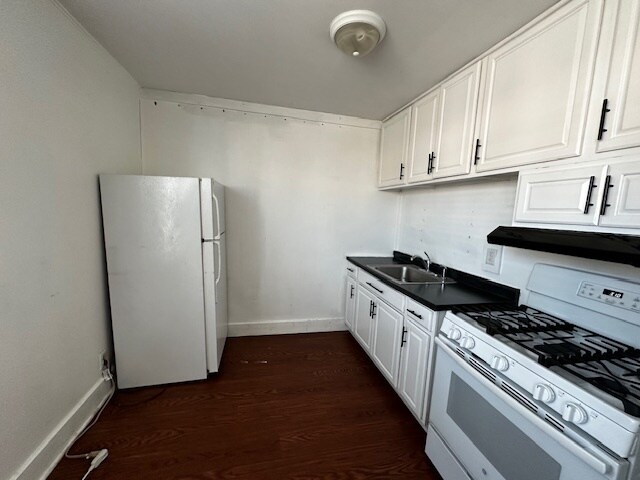 Primary Photo - 23 S Dubuque St