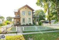 Building Photo - 460 S Elm St
