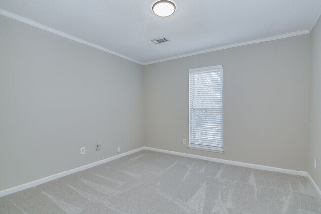 Building Photo - 4 Bedroom Ranch in Columbia County