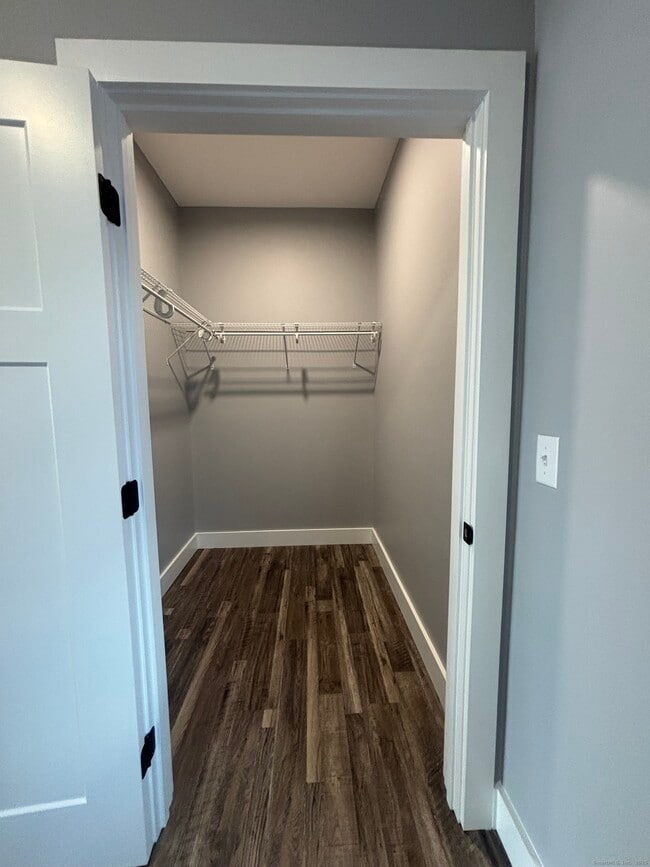 Building Photo - 303 Norwich-New London Turnpike