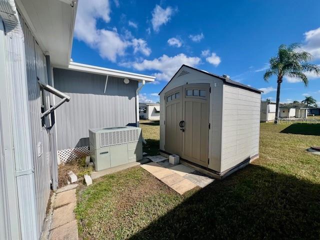 Building Photo - 10810 Freedom Dr