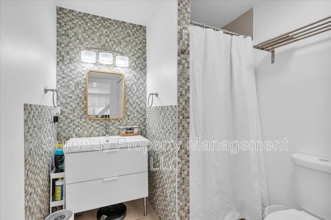 Building Photo - 4708 Daniel Ln