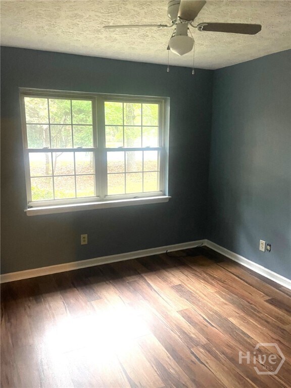 Building Photo - 936 Mill Ct