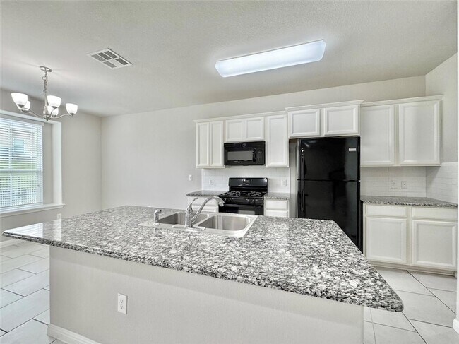 Building Photo - 113 Homily Dr