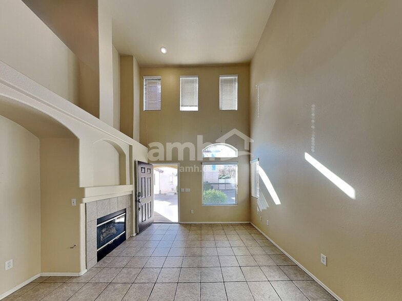 Building Photo - 9318 Aventurine Ct