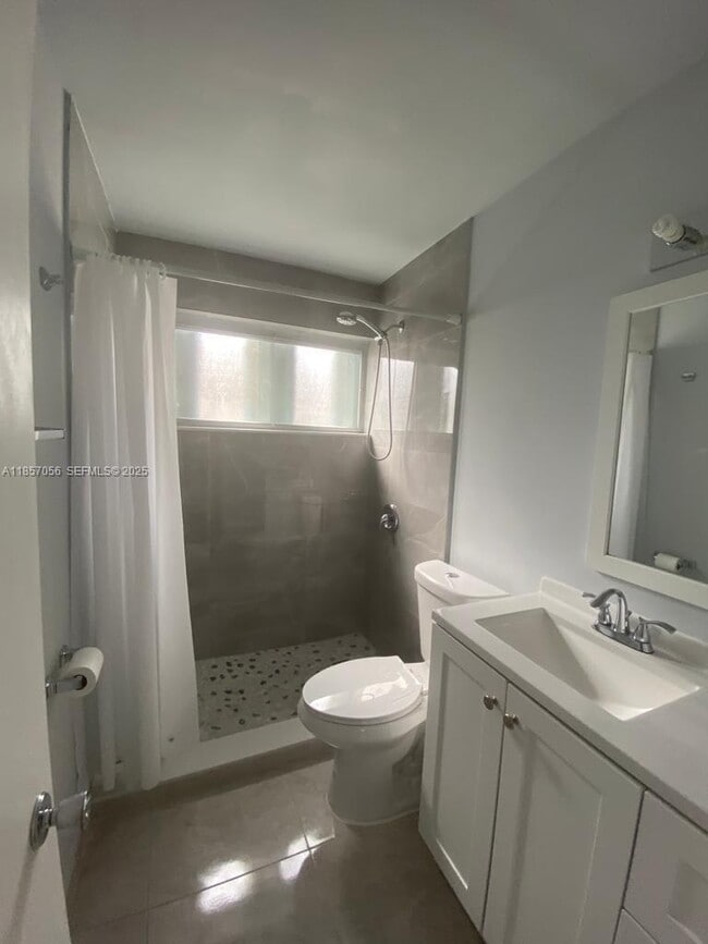 Building Photo - 4903 NW 42nd Ave