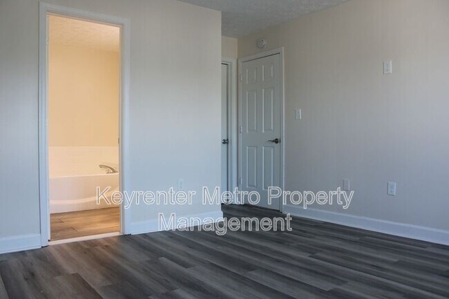 Building Photo - 6900 St Ignatius Dr