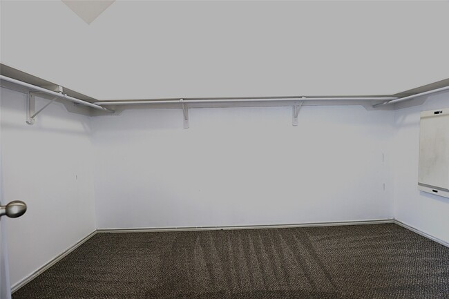 Building Photo - 17610 Blue Lilly Ln