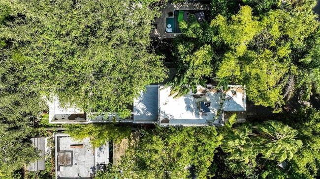 Building Photo - 2205 Overbrook St