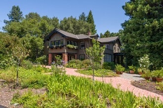 Building Photo - Vintage Craftsman Atherton Estate with Mod...