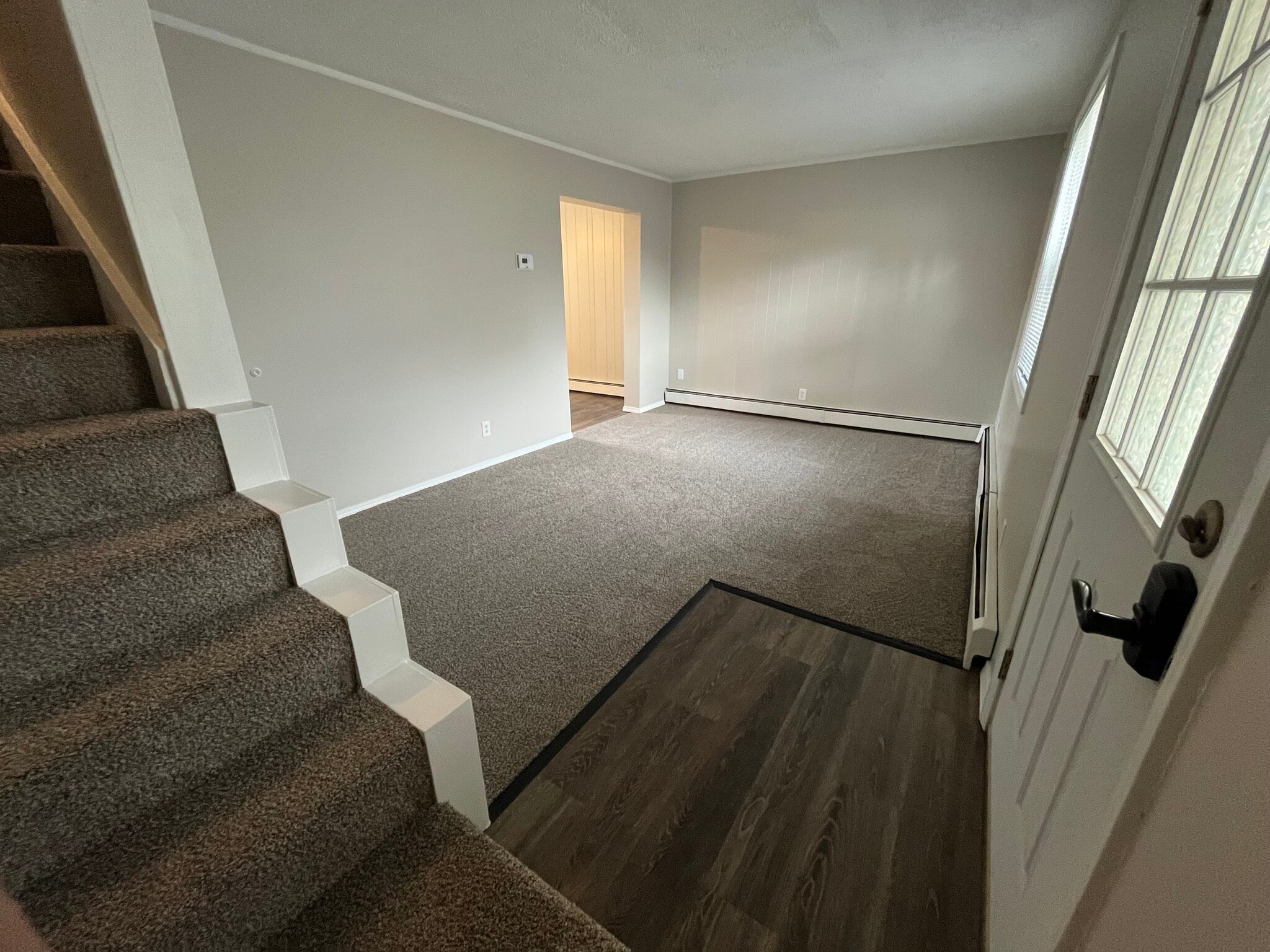 Building Photo - 1209 Rosewood Dr NE