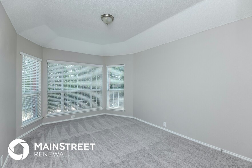 Building Photo - 2524 Tar Heel Dr
