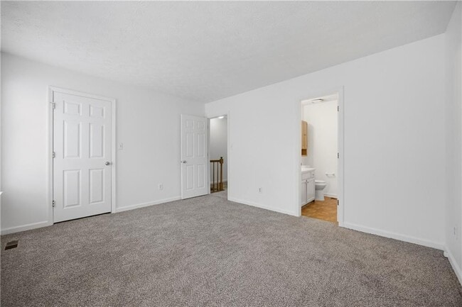 Building Photo - 4066 Heritage Valley Ct