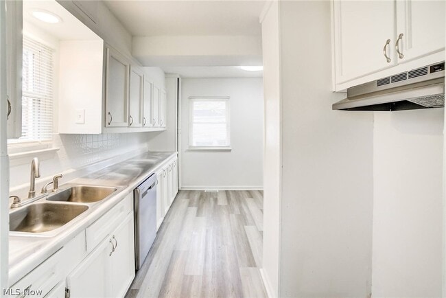 Building Photo - 4706 W 158th St