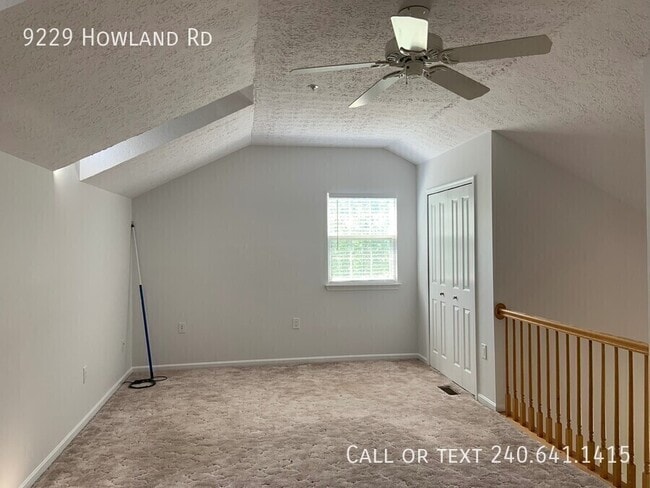 Building Photo - 9229 Howland Rd