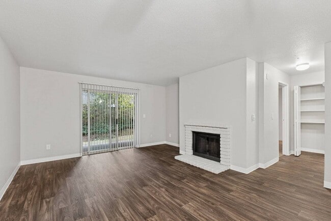 Primary Photo - Saratoga