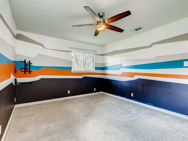 Building Photo - 2500 Candlewood Ct