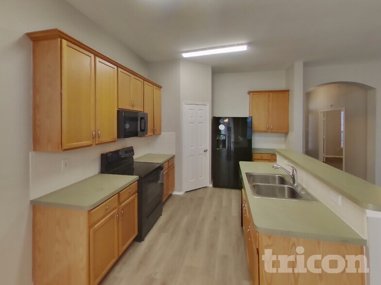 Building Photo - 2109 Pecan Creek Dr