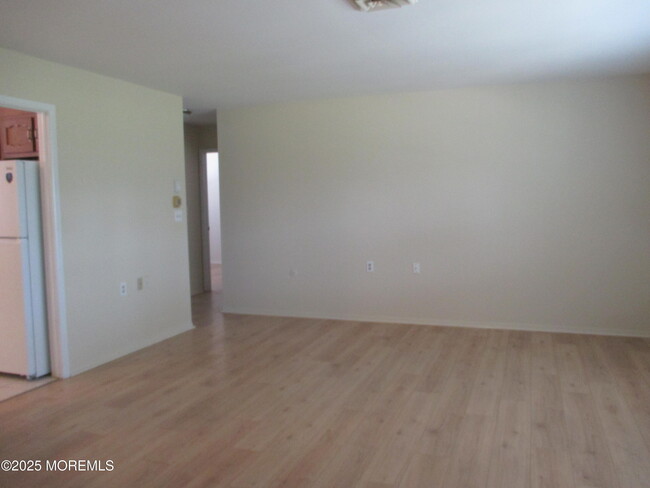 Building Photo - 1236D Hamilton Ct