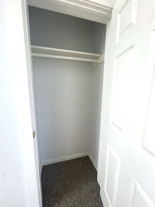 Building Photo - 1107 Oak St