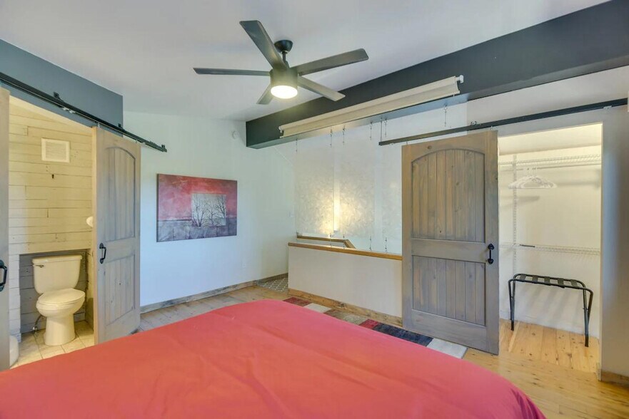 Building Photo - 465 Springmeadow Way