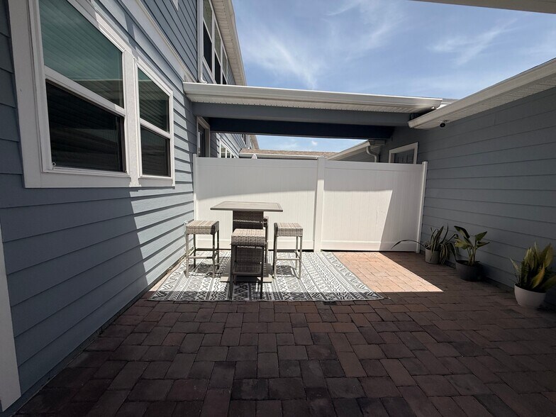 Building Photo - 14271 Lanikai Beach Dr