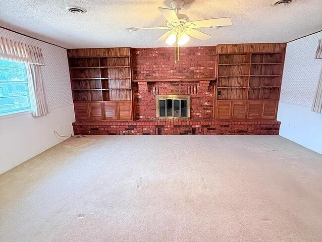 Building Photo - 7708 S Miller Blvd