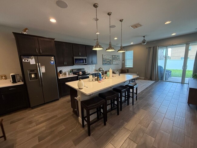 Building Photo - 3 Bedroom/2 Bathroom SFH in Summers Corner AVAILABLE APRIL 6th!