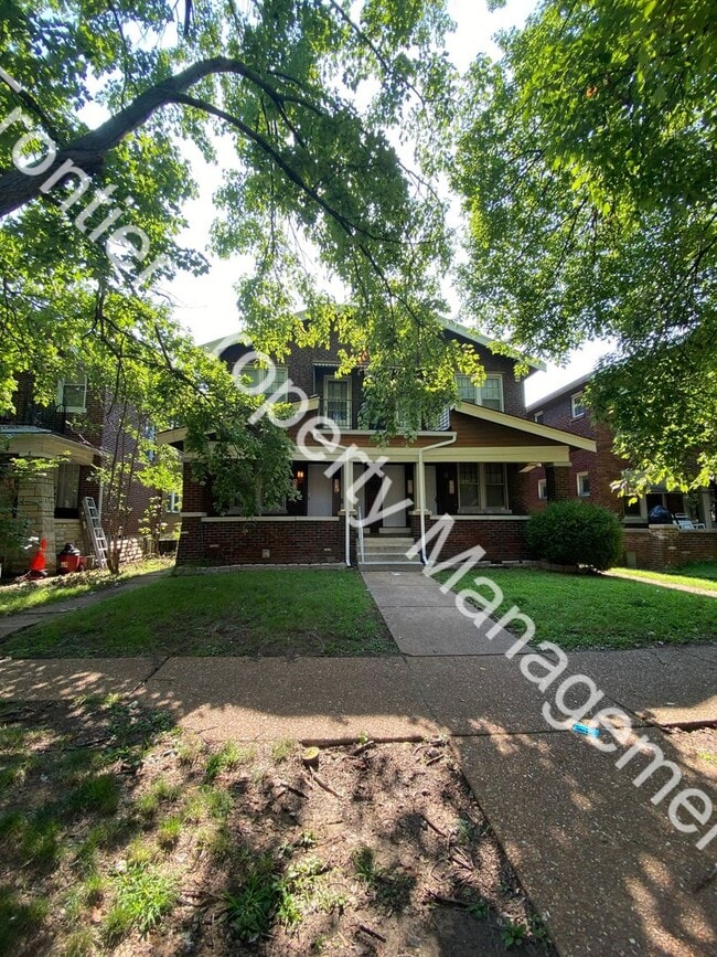 Building Photo - 2 Bed 1 Bath in Dutchtown!