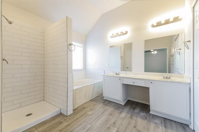 Building Photo - 3407 Tipperary Dr