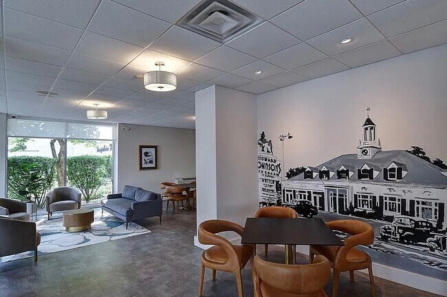 Front Lobby - 893 Farmington Ave