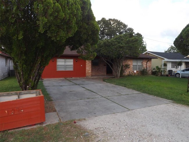 Building Photo - 1314 N Appomattox Dr