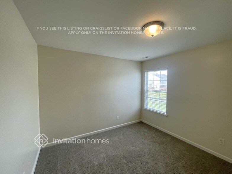 Building Photo - 6821 Thistle Down Dr