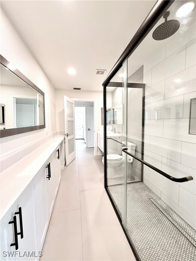 Building Photo - 3631 1st Ave NW