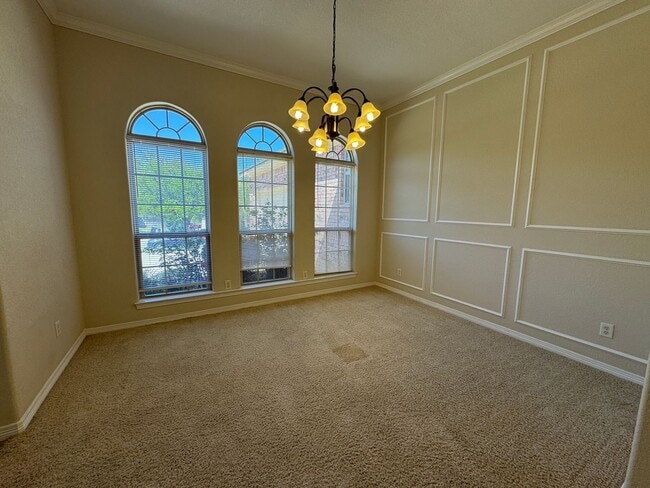 Building Photo - 1712 Iron Jacket Trail