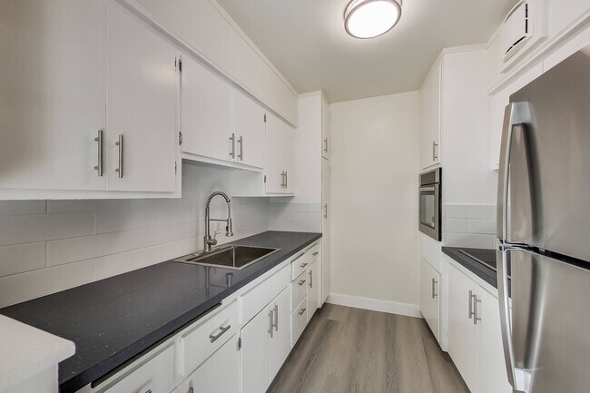 Floorplan - 245 Lee Street