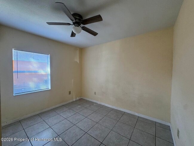 Building Photo - 708 Hazel Ave