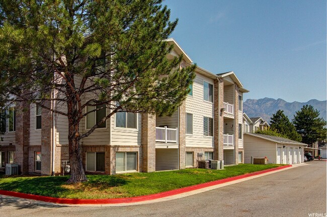 Building Photo - 1162 E 6600 S