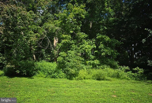 Building Photo - 411 Stiles Ave