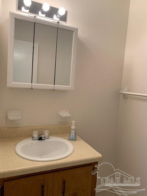 Building Photo - 4171 Ravenwood Dr