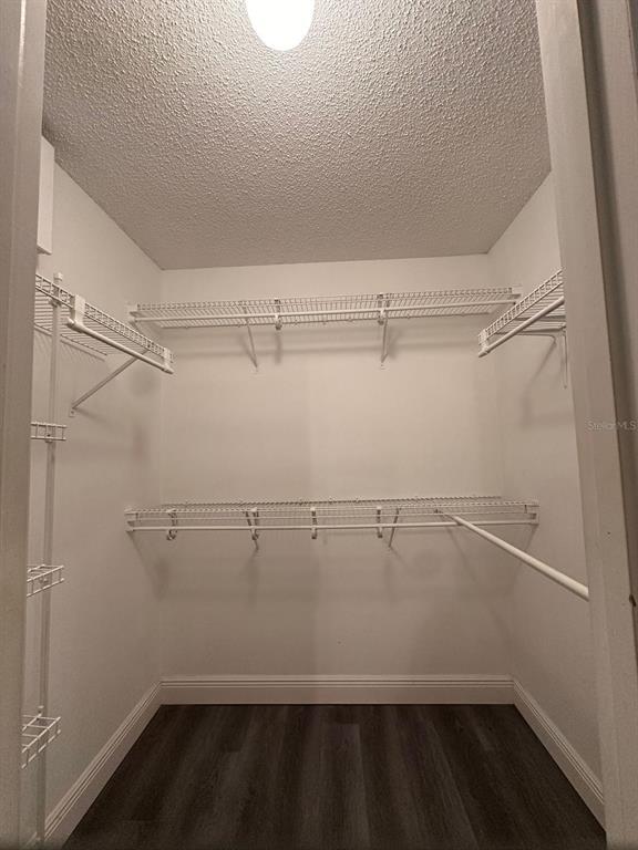 Building Photo - 2 York Ct