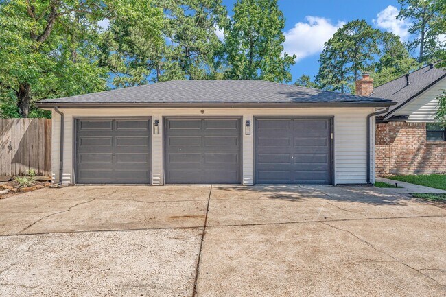 Building Photo - 27013 S Pyeatt Ln