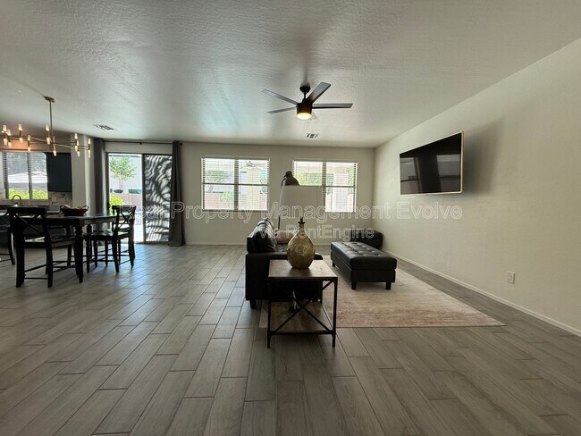 Building Photo - 20858 N 90th Ave