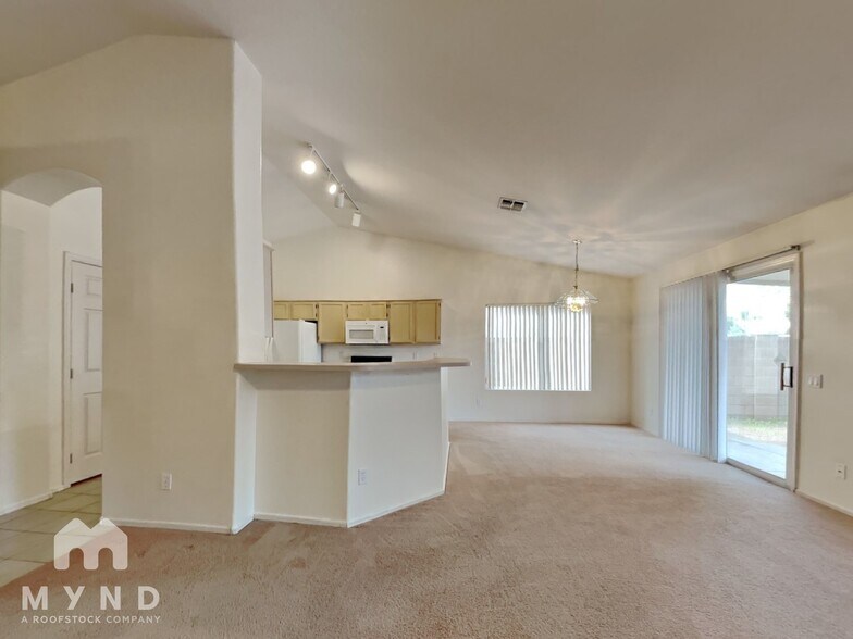 Building Photo - 26224 N 45th St